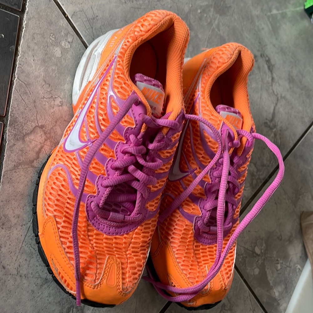 Nike Maxair Torch 4 Women’s Shoes, size 6.5 US